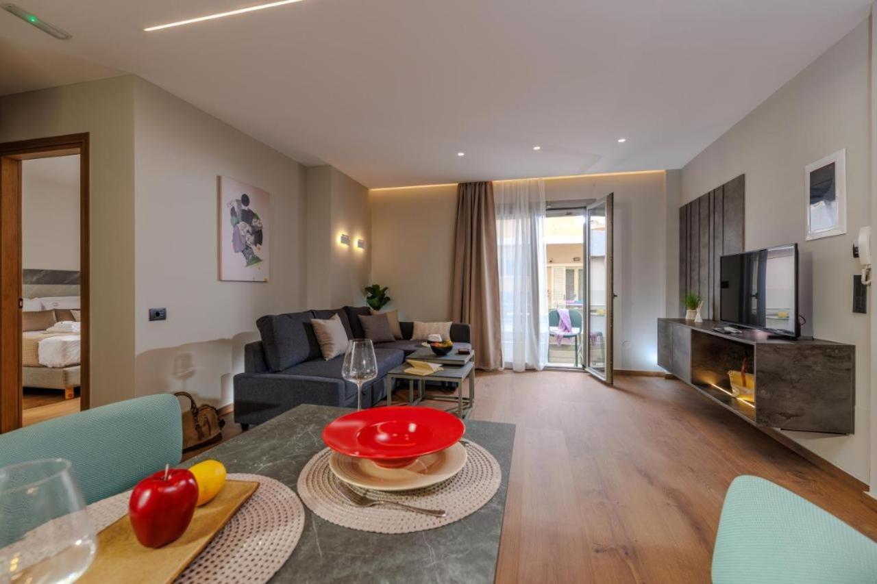 Jolly Suites Ираклион Экстерьер фото